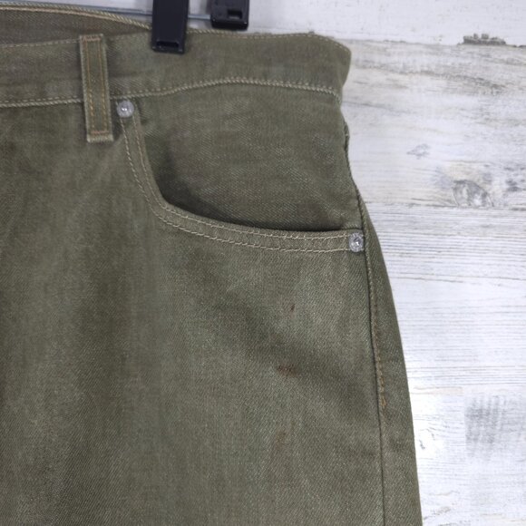 LEVI'S 501 GREEN DENIM ORIGINAL FIT STRAIGHT LEG MEN'S 38X32 BUTTON FLY *STAIN*. - Picture 11 of 16